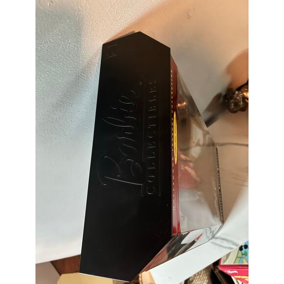 Barbie as Marilyn Monroe Gentlemen Prefer Blondes (Hollywood Legends Collection) - Picture 7 of 9